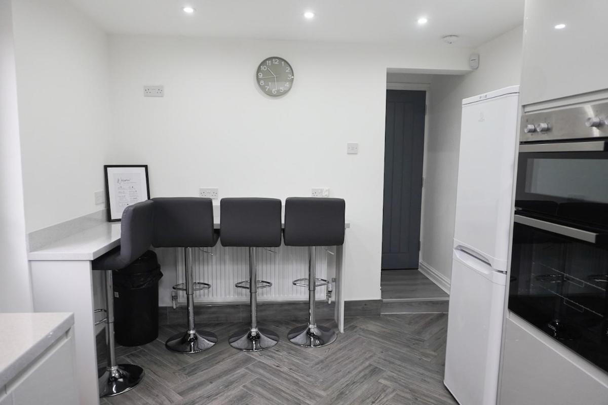 Contractors Dream, 4 Bedroom 2 Bathroom Liverpool Luaran gambar
